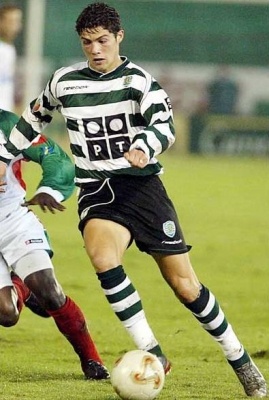 Cristiano Ronaldo_2002-03_12